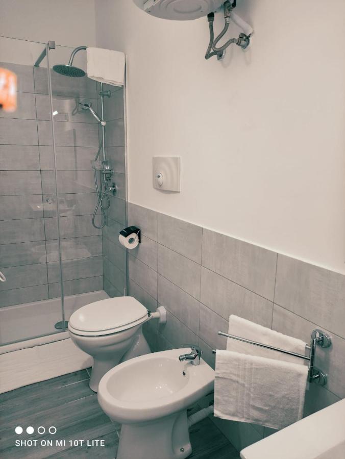 B&B Alighieri 97 Bari Luaran gambar